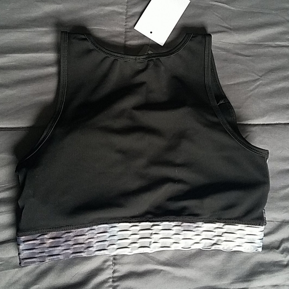 NWT athletic Set - Picture 3 of 3